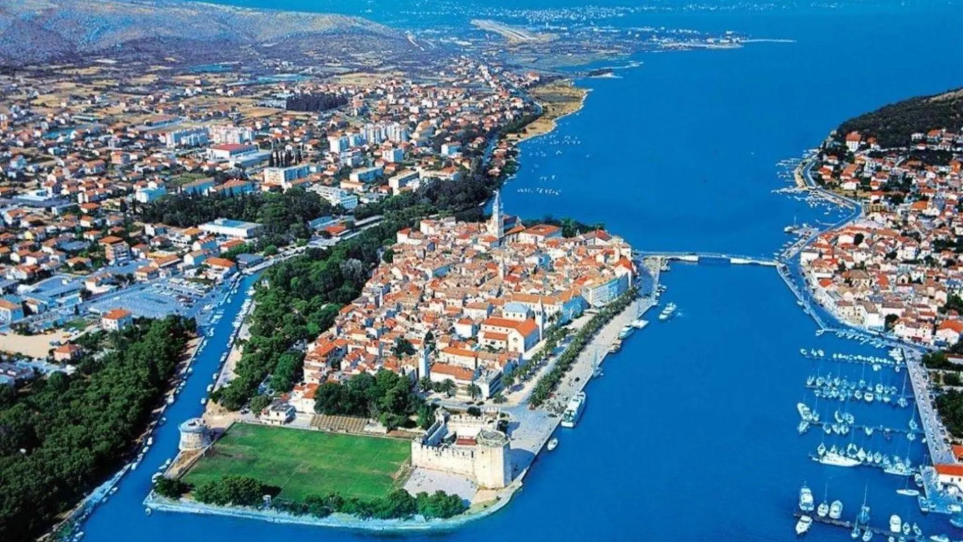 Elegant Hideaway Apartment With Pool Trogir Croatia